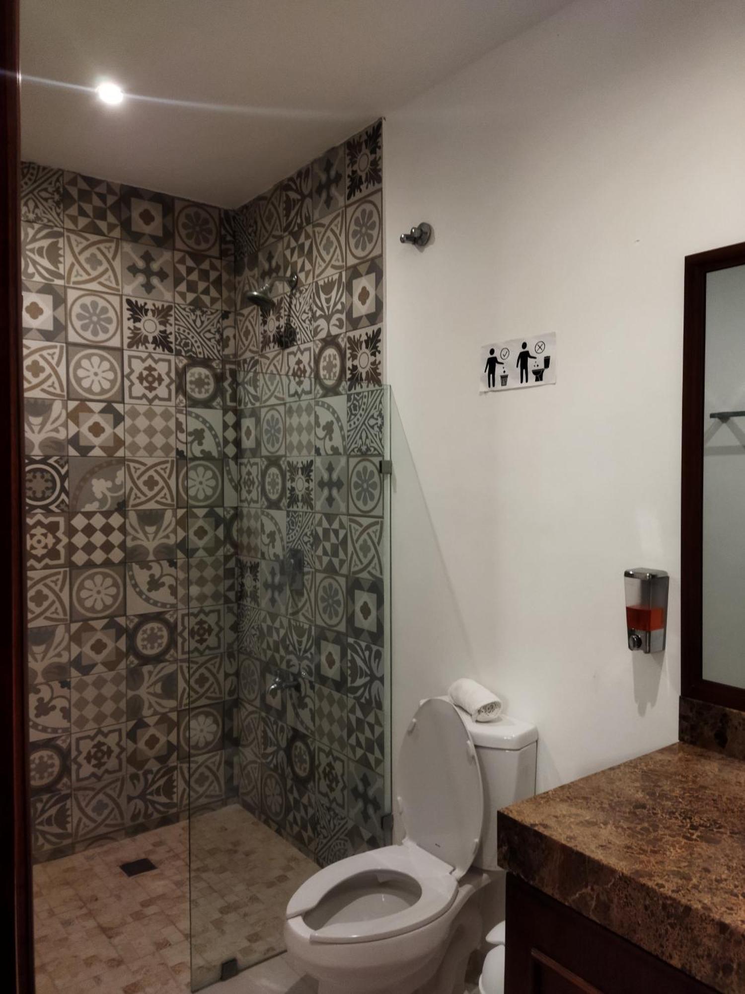 Hotel Beach Don Gonzalo 塞莱斯通 外观 照片